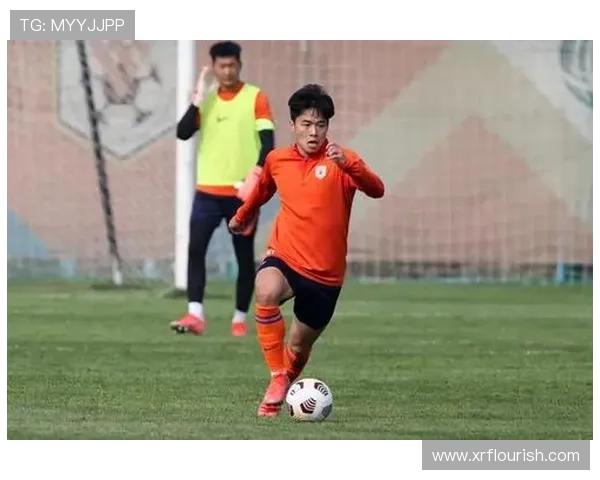 山东泰山签约阿尔瓦罗中卫25岁 山东泰山签约阿尔瓦罗中卫25岁